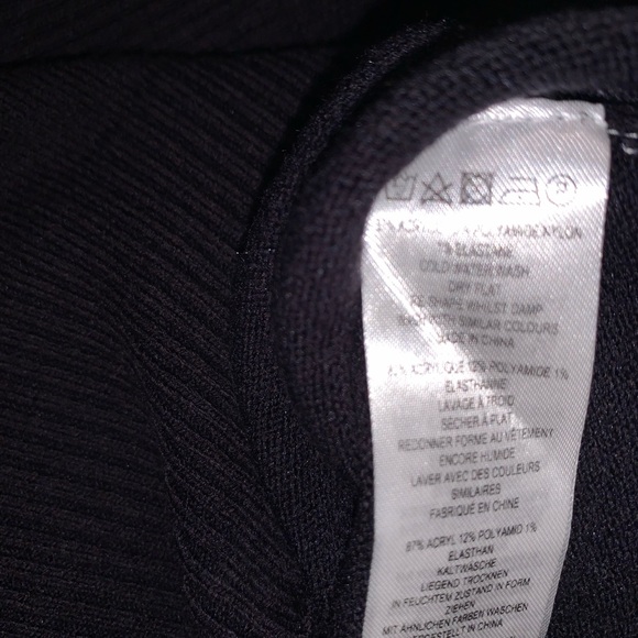 French connection  knit top - Picture 3 of 3